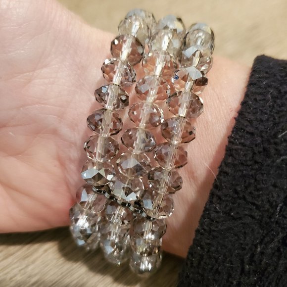 Vintage rhinestone three strand flower bracelet - Picture 4 of 4